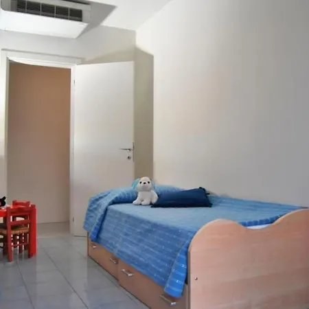 Mit Balkon By Interhome