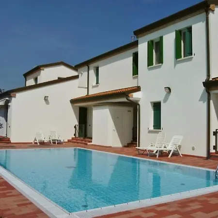 Mit Balkon By Interhome Caorle