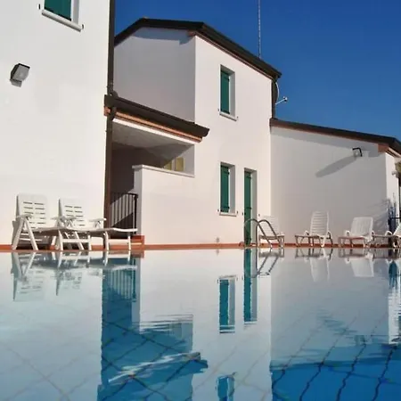 Hébergement de vacances Mit Balkon By Interhome Caorle