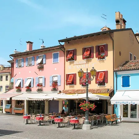 Hébergement de vacances Mit Balkon By Interhome Caorle